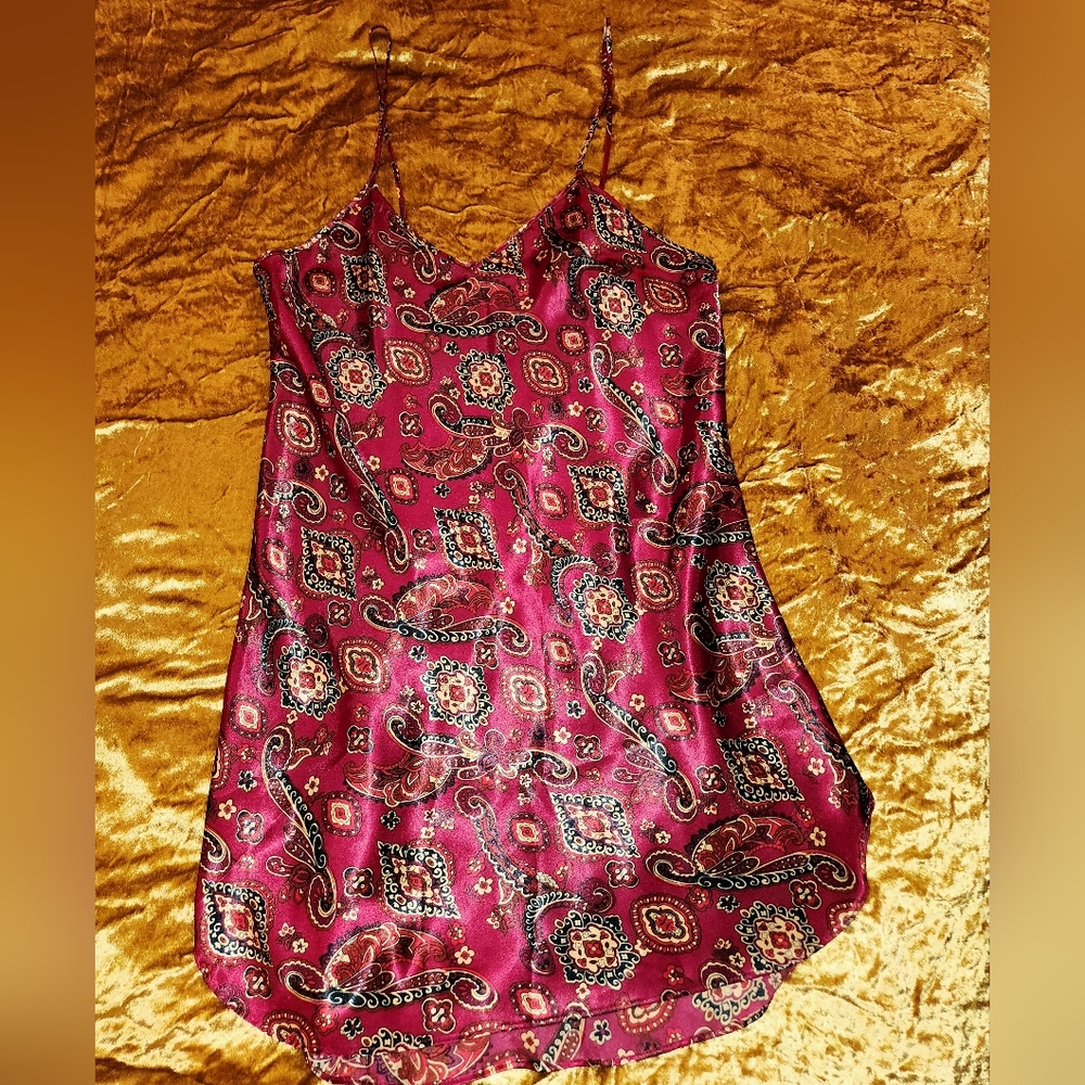 Vintage Red Paisley Mini Dress - Picture 2 of 9